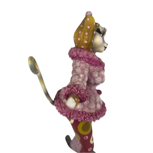 Margaret Le Van Alley Cats Therianthropic Skiing detailed Figurine RARE!! Broken - Picture 15 of 16